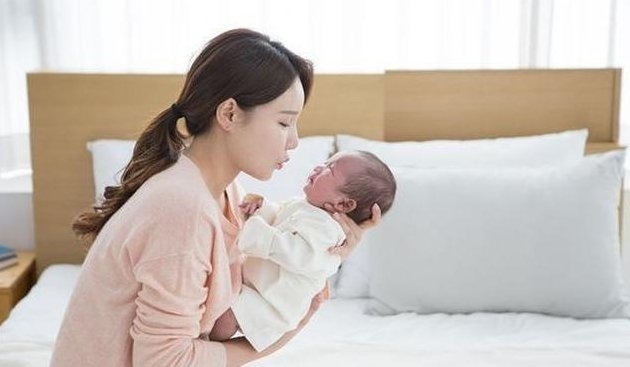 李玫瑾|李玫瑾教授:宝宝睡觉时有这3个举动,暗示大脑发育快,智商更高