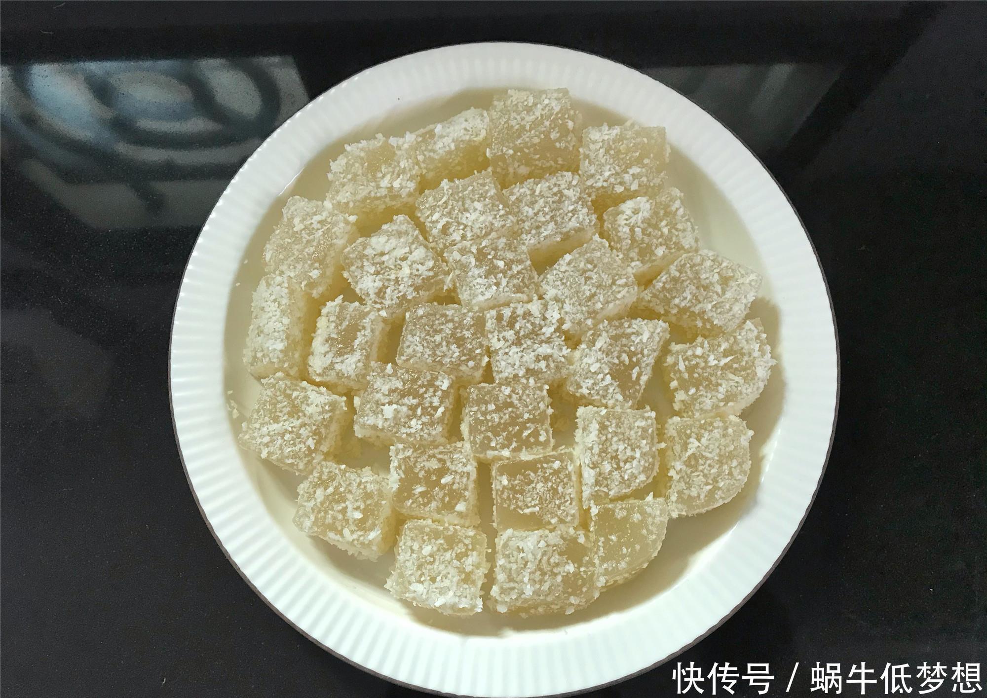 正当|秋冬，雪梨正当季，用来做成小糕点，入口即化，好吃不上火