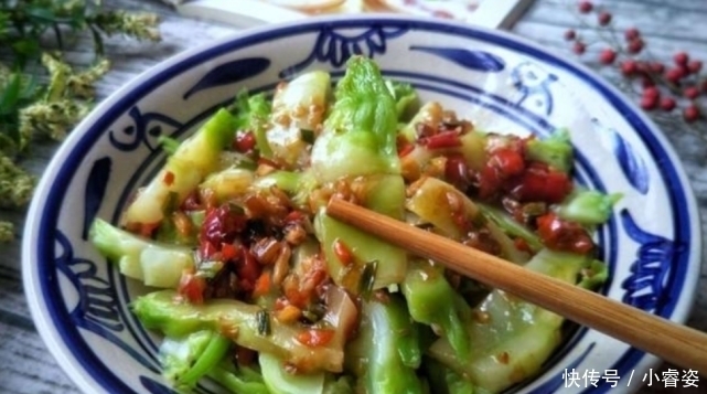 冬天吃这菜,清肝脏又补钙,关键是便宜,才几块钱一斤