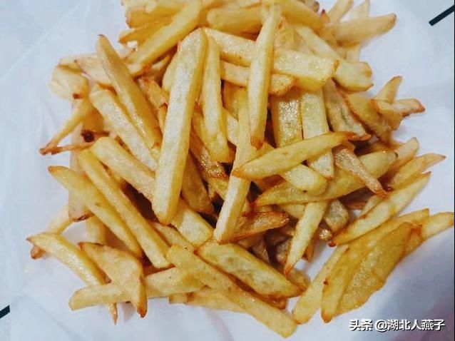  一妙|炸薯条时，土豆最忌焯水后就炸！教您一妙招，薯条香脆不发软