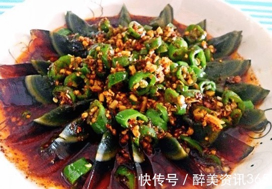 凉拌皮蛋|凉拌皮蛋，这3种料缺一不可，看起来漂亮，吃起来香，还很入味