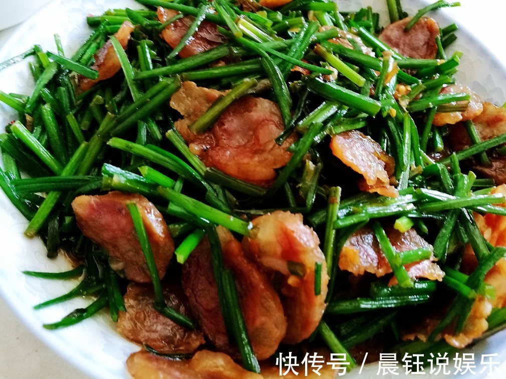 好吃|入冬就要吃此道菜，既省事又下饭，都不需要放盐，特好吃