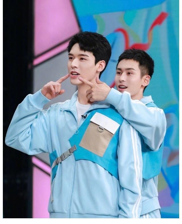 《快本》情商最低的嘉宾出现了?这次何老师也圆不回,满屏的尴尬