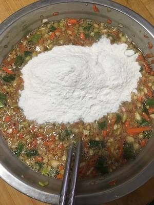 比肉好吃的素菜菜谱，香煎西葫芦，简单美味营养，超下饭，吃不够