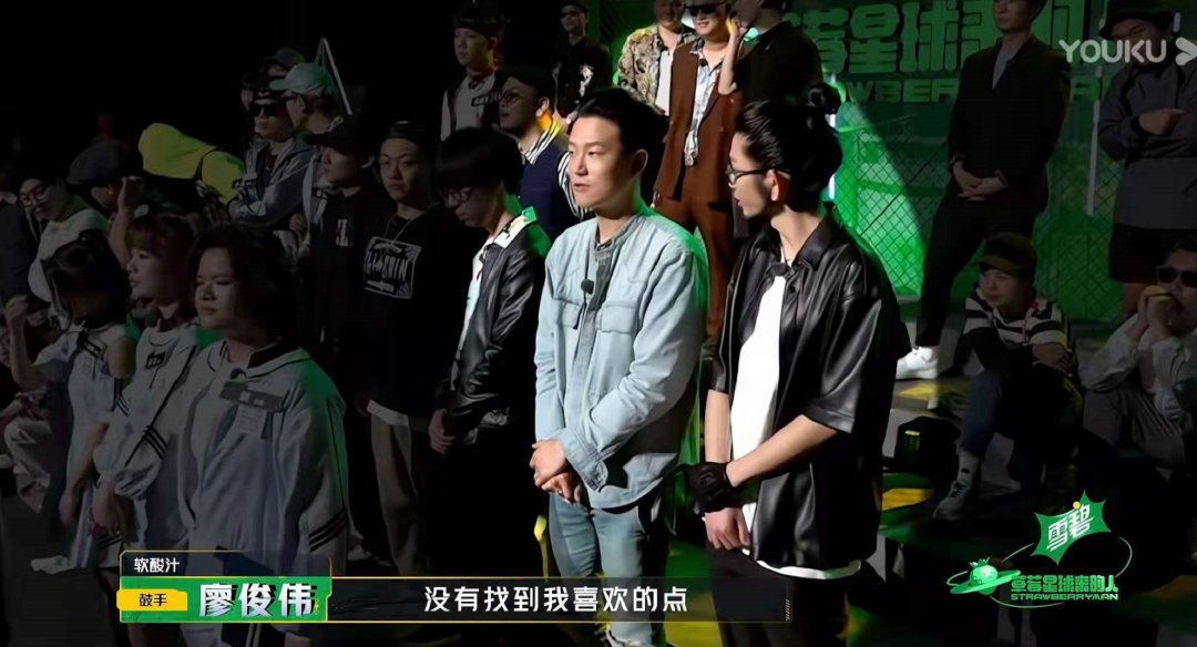 张亚东|张亚东萧敬腾池子撑不起“草莓星球”?网友:怀念乐队的夏天