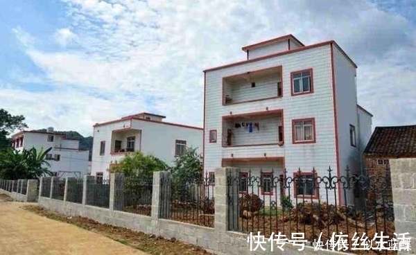 俗语|“盖西不盖东,家中无老翁”,有何意?东边房屋很重要吗?
