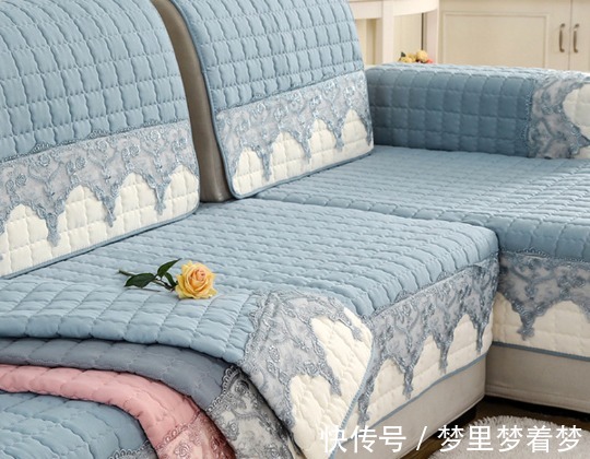 沙发套|建议大家不要铺沙发垫，太土！瞧精明人怎么弄，新潮高雅又迷人！