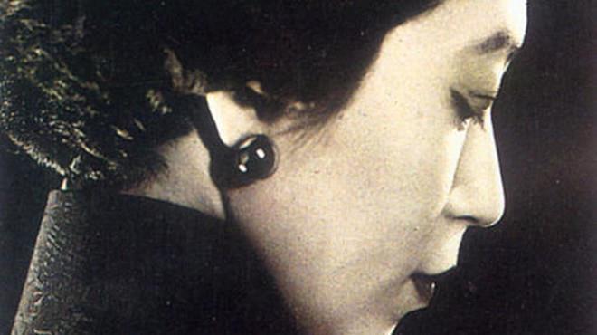 张爱玲:我爱你是我的事,与你无关紧要