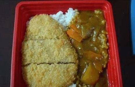 当地人|印度人称肯德基为“贵族美食”,游客看懵无从下口,傻傻看饱