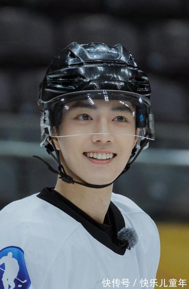 肖战将飞行一期《朋友请听好2》,12月于长沙录制?新代言将官宣