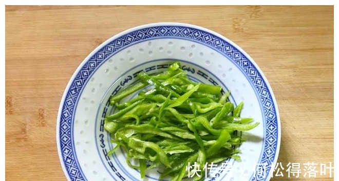 元气满满|天一热,就馋这碗面,卤香面滑,早上来一碗,元气满满,百吃不厌!