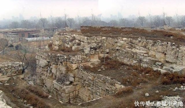 黄金|那么大坟头摆在那,仅黄金就出土8斤,历代盗墓者为什么都不挖