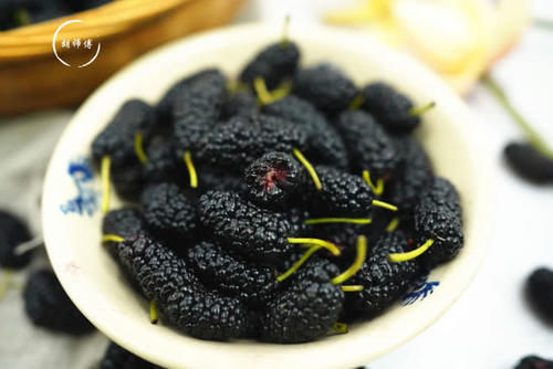 自动|58岁果农说:洗桑葚时,放盐只对了一半,加点它,虫卵自动跑出来