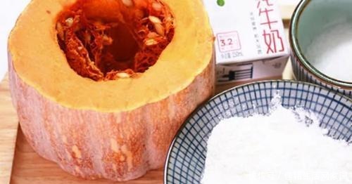 清凉|南瓜别在蒸着吃了,试试这做法,香甜清凉,怎么都吃不腻!