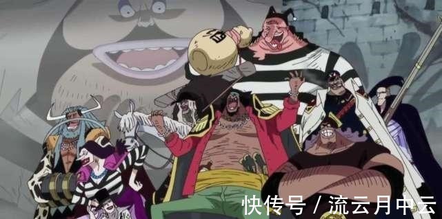 白胡子|《海贼王》黑胡子是如何从一个无名小卒,快速成长新世界四皇之一