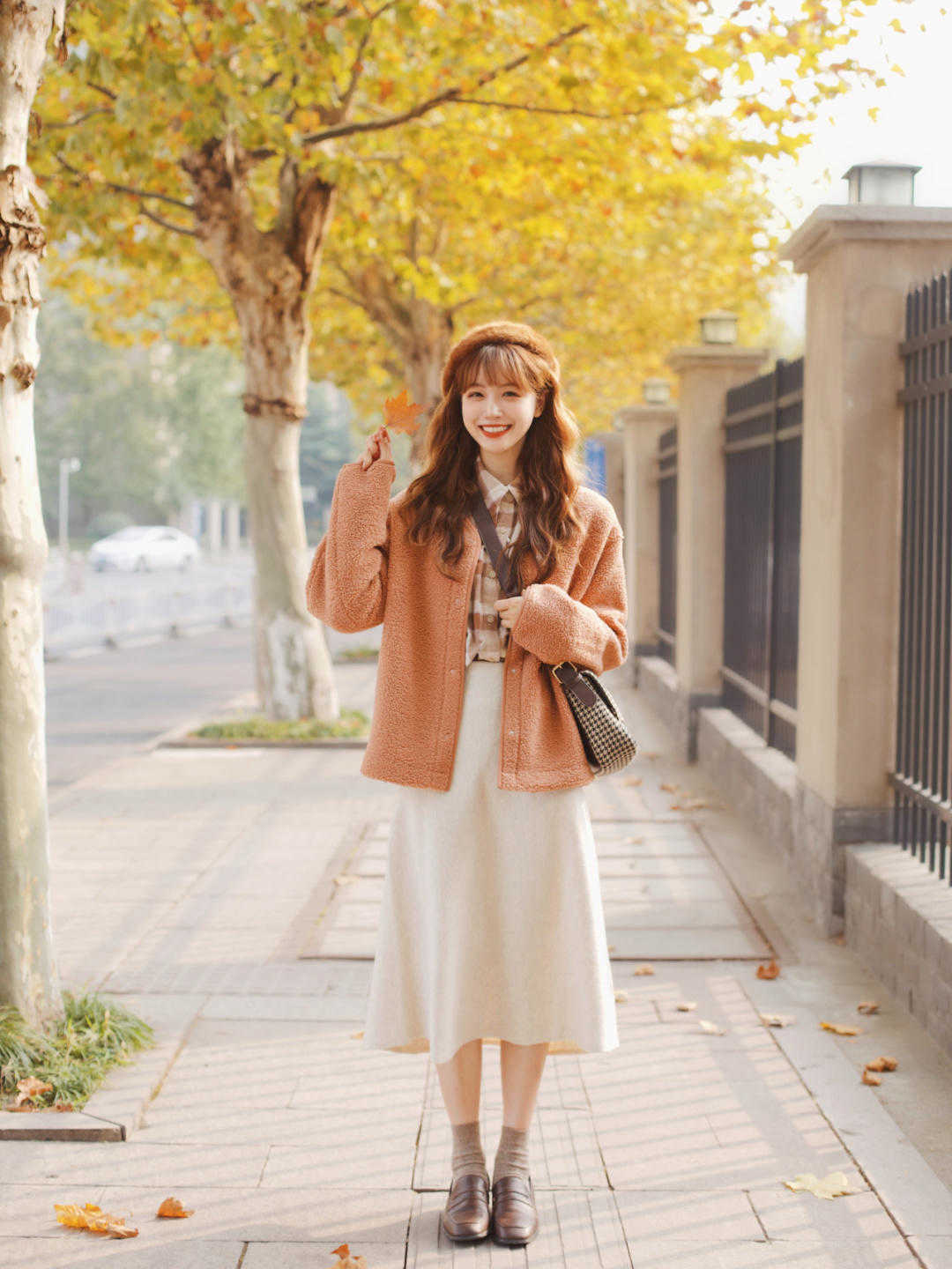秋天|秋冬这样穿更有气质,展现另一面的完美,女生原来可以这么美