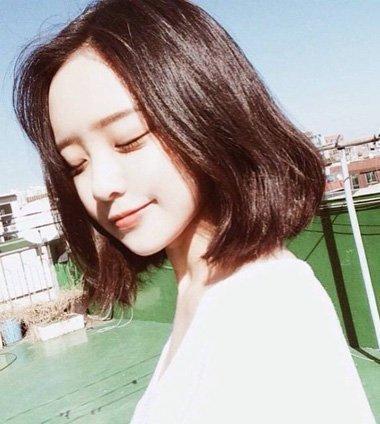 羊毛卷 真正会打扮的女人,通常会留的“5种”发型,轻松遮盖发际线问题