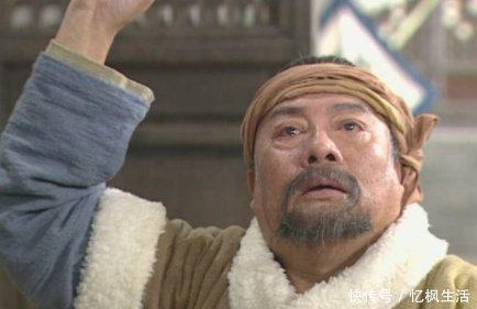 杨洁!他曾是“如来佛祖”的扮演者,后去泰国买佛像,结果上面全是自己