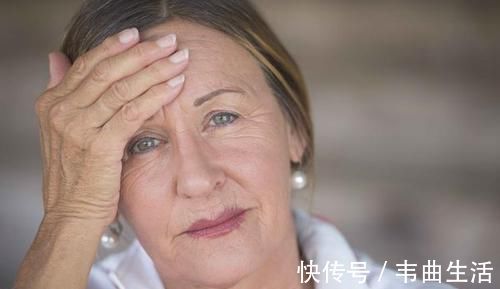 身体|女人绝经后,身体出现3种表现,警惕骨质疏松找已上门,需重视
