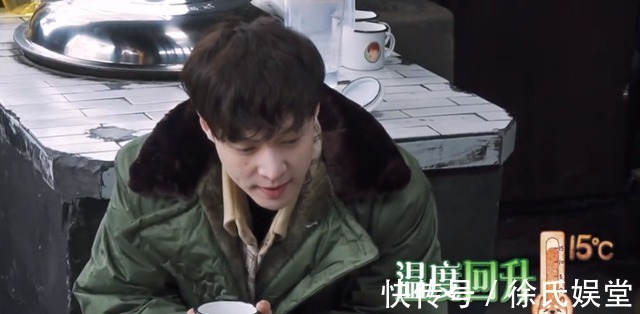 蘑菇|张艺兴秀厨艺让黄磊侧目，做了一桌好菜，为了身材却粒米不沾