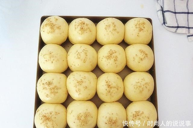 奶味十足的软面包,像做馒头一样简单,不需要造型,越吃越爱