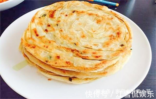 好吃|电饼铛烙饼总发硬,原来错在此处,面点师教你一招,柔润又好吃