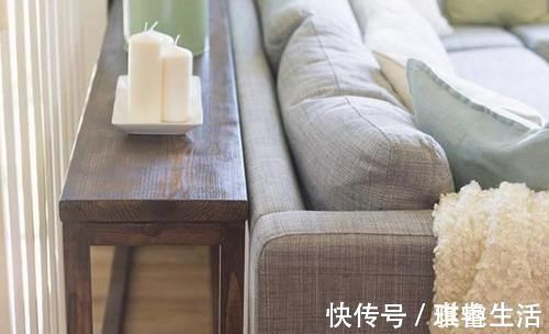 生活用品|客厅不要摆放柜子了,有钱人家在沙发后面放这个东西,太聪明了