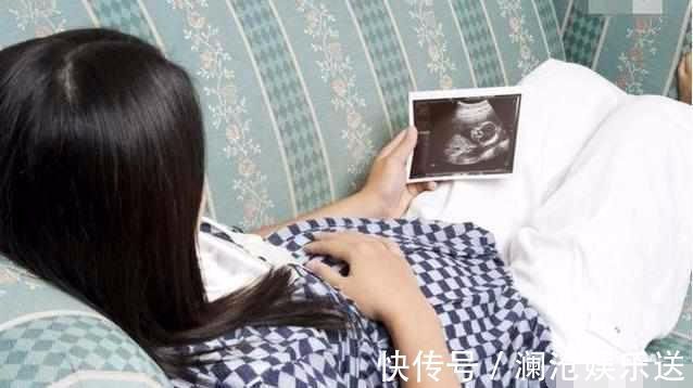 怀孕|女子第9次怀孕,在医院躺了7个月,宝宝出生后,护士不肯去抱