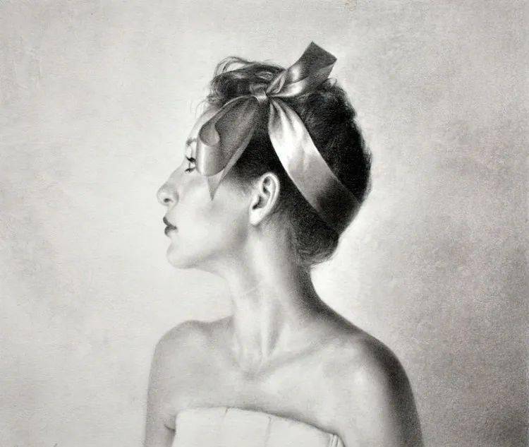 KerryBrooks&美女画家KerryBrooks的素描柔和细腻、造型准确、层次丰富