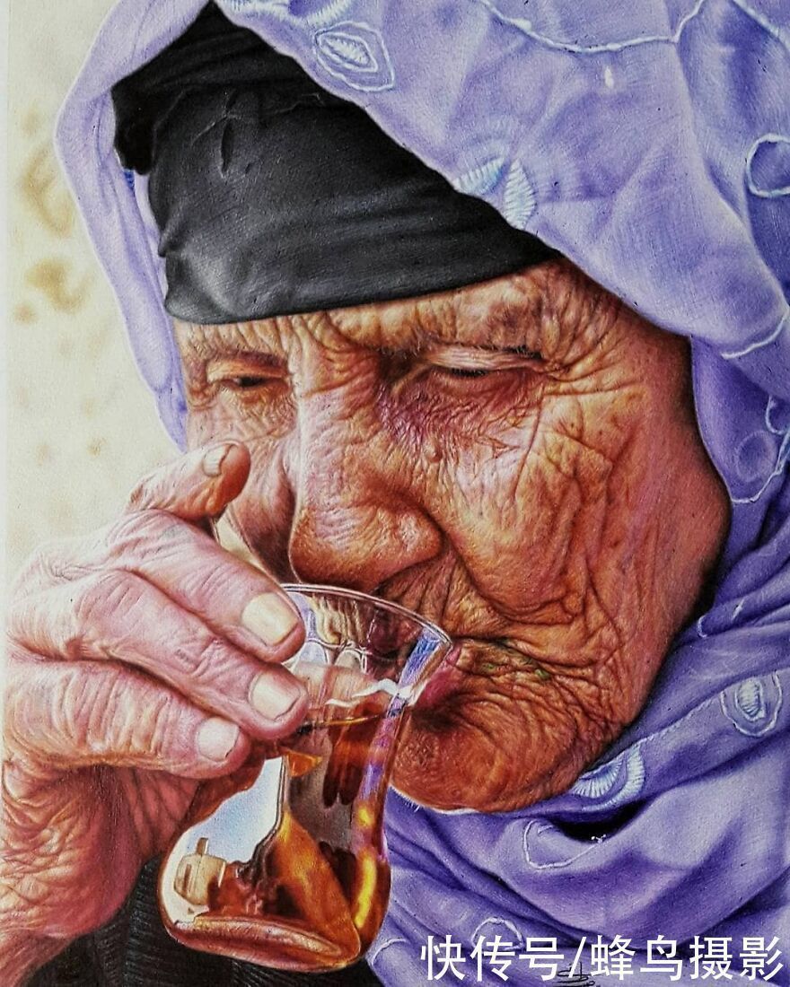 肖像&有这水平还要相机干嘛?30张圆珠笔画,图1画了一个月细到毛孔