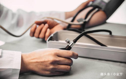 菊花|炙手可热的6个“降三高”食疗方,三高人士请收好,家有老人珍藏