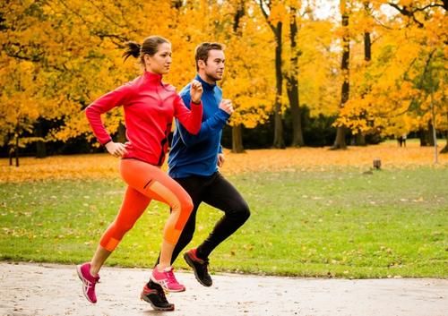 健康|坚持跑步1年5年10年，人生会有什么不同？感觉赚到了