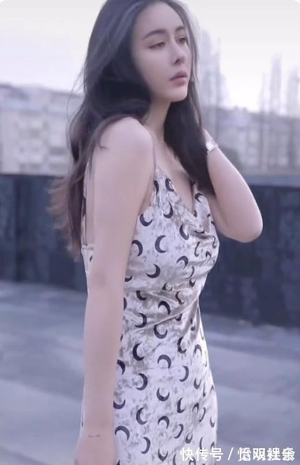 悬挂式 怎么会有如此清新靓丽的女人,我打心眼里喜欢,带回家也有面子