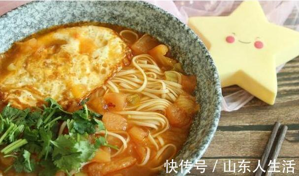 老家伙|越是穷人家的孩子,越喜欢吃“三碗饭”,养出不孝子还不自知