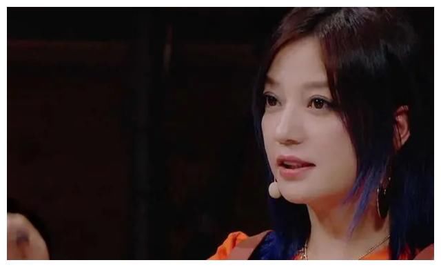 秦海璐 继赵薇之后，秦海璐也在节目中怼女嘉宾矫情，真是人间真实