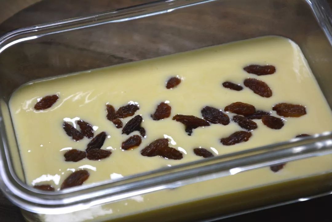 酸奶|一盒酸奶,两个鸡蛋就搞定的蒸蛋糕