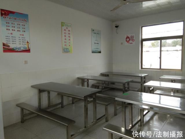 小餐桌，大文明--海安市城东镇延寿小学切实加强学生食育教育