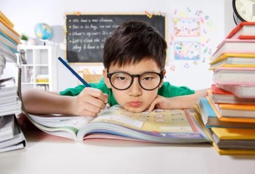 学渣|当年逼父母买房的学霸张炘炀,曾被批自私,如今才知是眼光独到