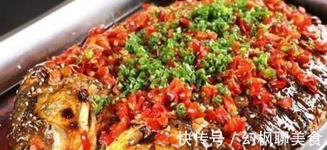 鲫鱼|美食推荐炝拌黄瓜丝,酱烧鲫鱼,爆炒鸡胗,葱油鸡的做法