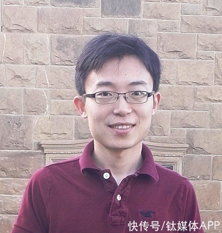 拉伸|800%可拉伸性，南京大学团队发明柔性超级电容器
