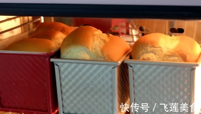 拉丝|面包别再买了,自己在家做,不用黄油不用高粉,柔软拉丝超好吃!