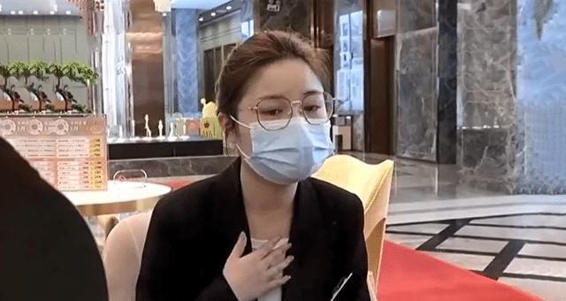 江西|江西一女子花2万割双眼皮，术后美容院“很满意”，女子：你是不是瞎?