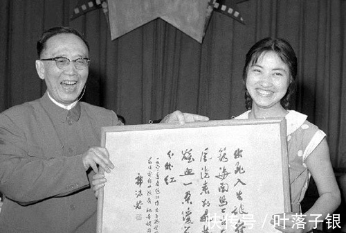 中国文化@郭沫若鲜为人知的8幅书法巨作，笔墨鸾飘凤泊，堪称登峰造极之作