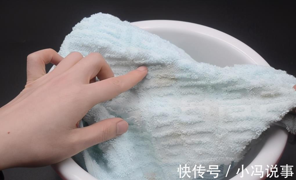 毛巾酸臭味从何而来别再用“臭毛巾”擦脸了!快来看看毛巾多脏