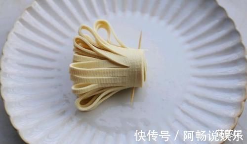 骨骼|补钙第1名原来是它,咱们都忽略了,1周吃2次,孩子身高蹭蹭长