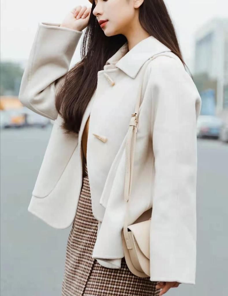 冬季请放弃马丁靴 ！新年“ 大衣 + 这双靴 ”正流行，撩人又显高 ！