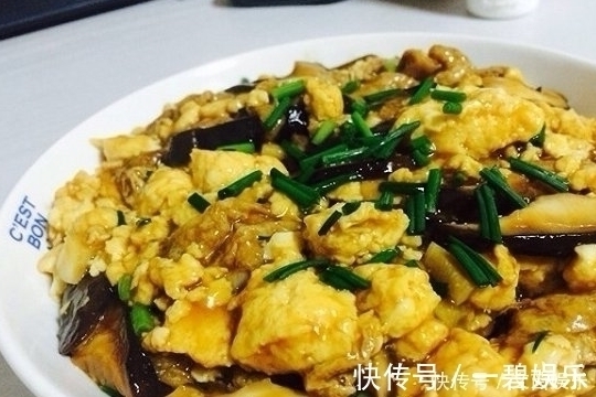 小孩|香菇的最佳做法,好吃又营养,每天做一盘,家里小孩都多吃一碗饭