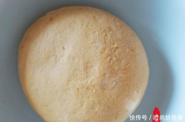 网红店蜜豆卷超火，其实在家也能做，我加入了南瓜泥更好吃