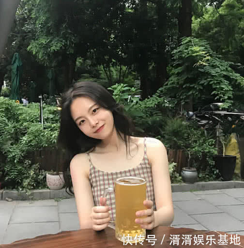 经期|女生来“生理期”,3种零食使劲儿吃,排出子宫污血,体重嗖嗖降