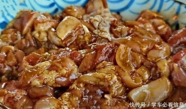 秋天,学会鸡腿此做法,不烤不煲汤,简单一做,酱香浓郁,特好吃!